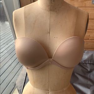 Victoria’s Secret Very sexy strapless 36C bra
